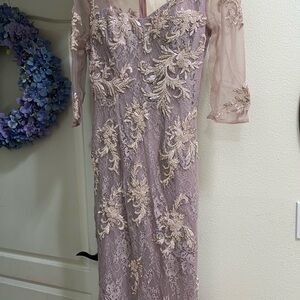 Elegant Purple Gown with Sweetheart Neckline and Bishop Sleeves